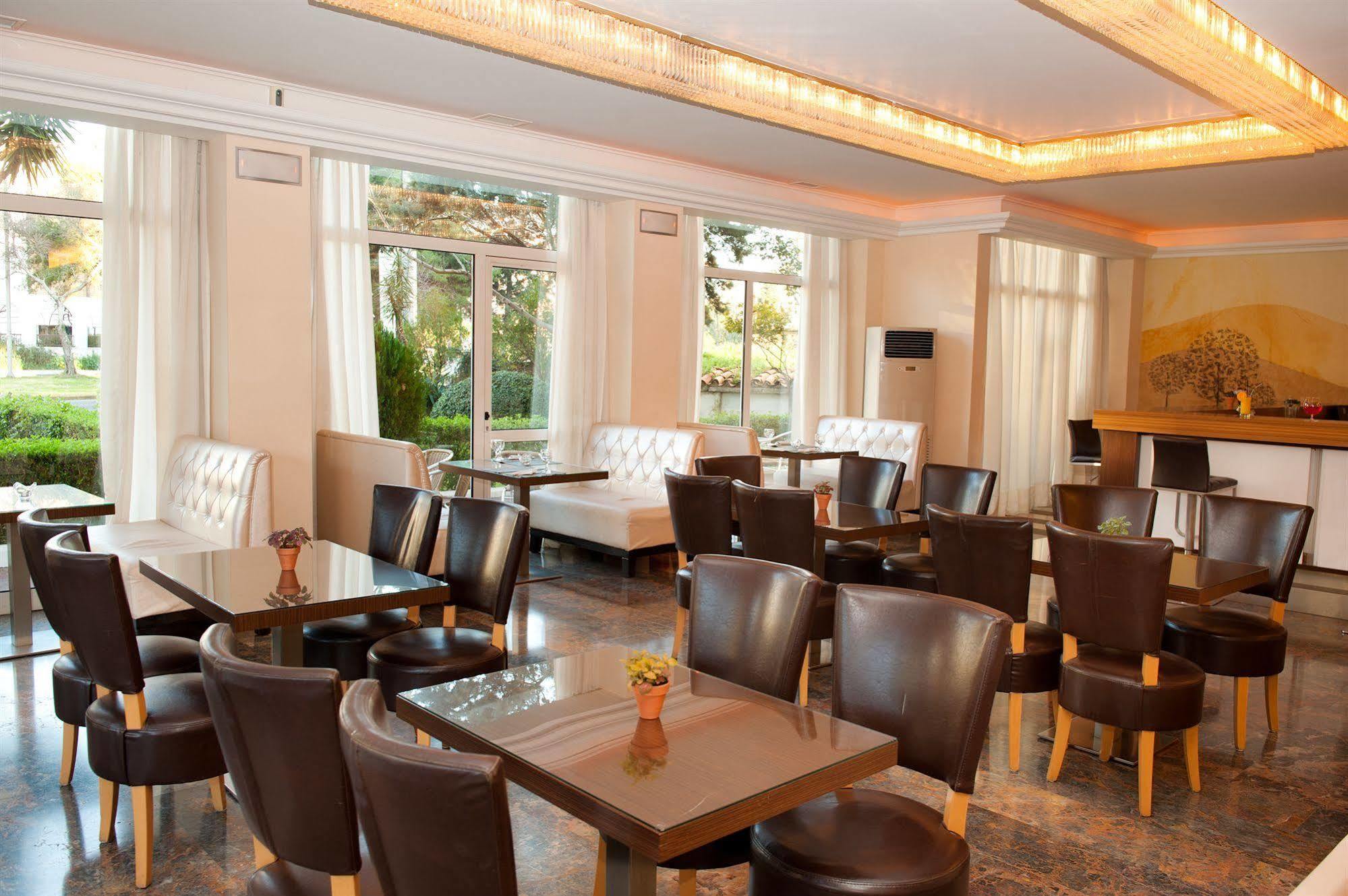 Hotel London Athènes Restaurant photo